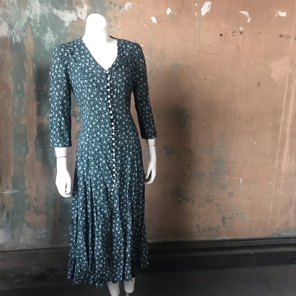 Vintage green calico dress corset back buttons